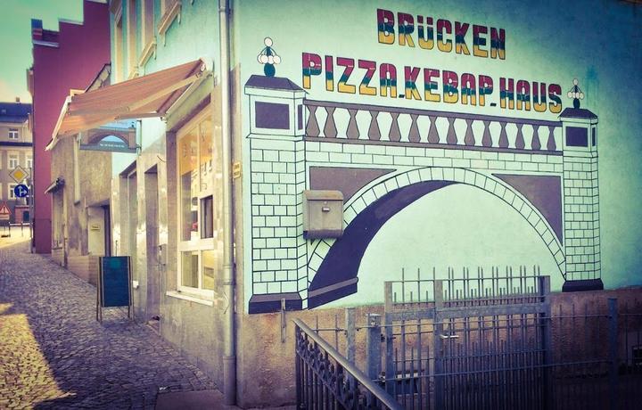 Brücken-Pizza-Kebaphaus